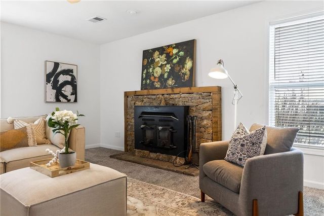 309 W Piankishaw Street, Paola, KS 66071