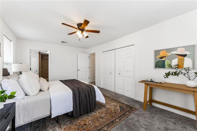 309 W Piankishaw Street, Paola, KS 66071