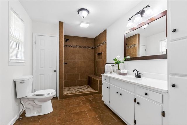 309 W Piankishaw Street, Paola, KS 66071