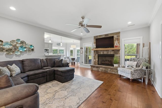 70 Island Way, Winchester, TN 37398