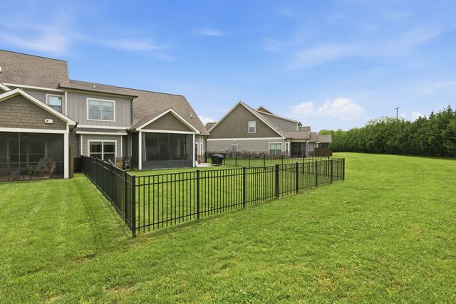 70 Island Way, Winchester, TN 37398