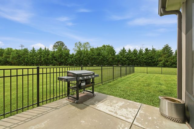 70 Island Way, Winchester, TN 37398