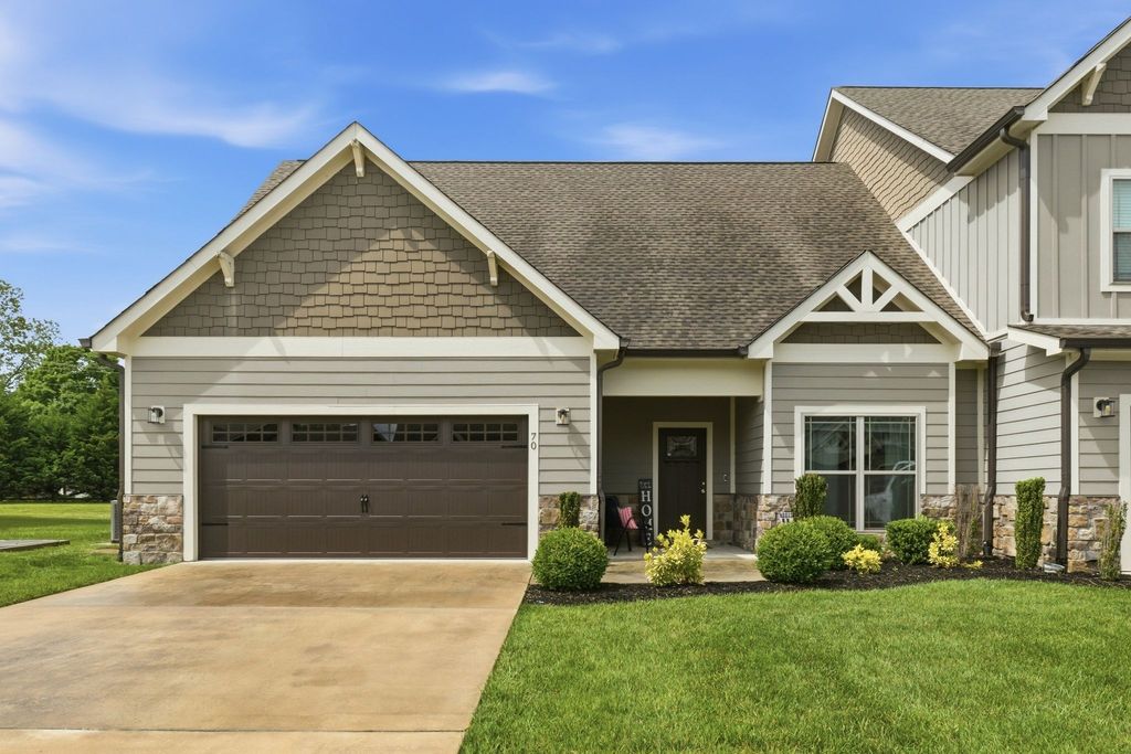 70 Island Way, Winchester, TN 37398