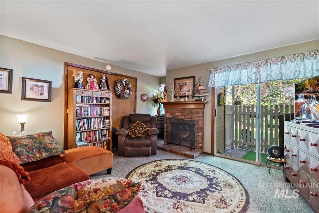 3092 S Gekeler Ln, Boise, ID 83706 photo 3