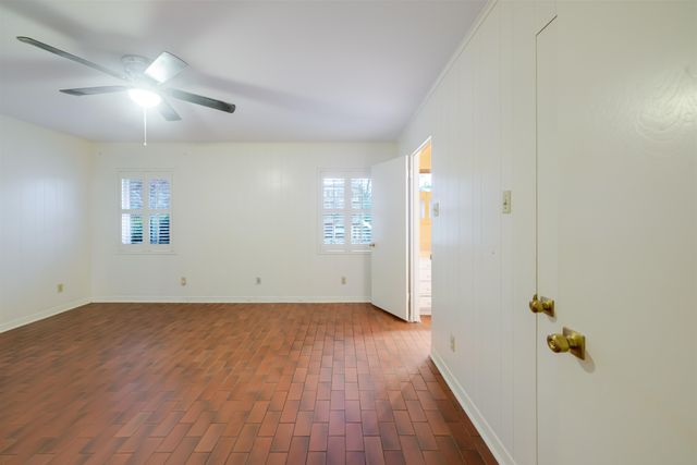 504 W Terrace Dr, Longview, TX 75601