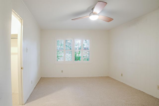 504 W Terrace Dr, Longview, TX 75601