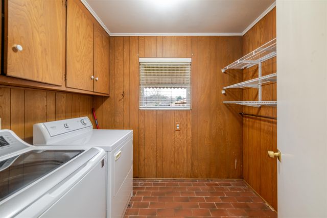 504 W Terrace Dr, Longview, TX 75601