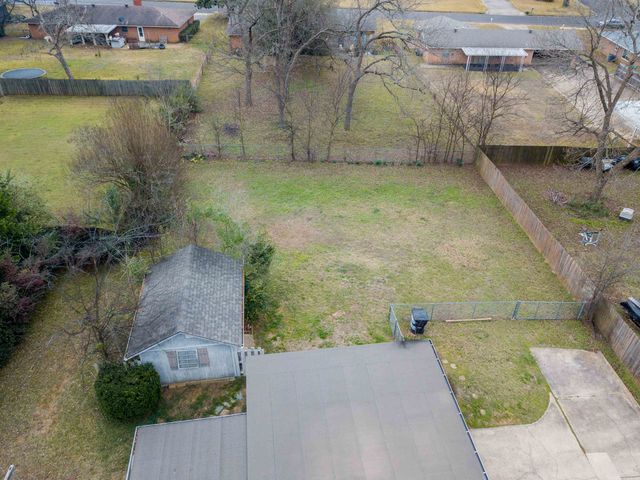 504 W Terrace Dr, Longview, TX 75601