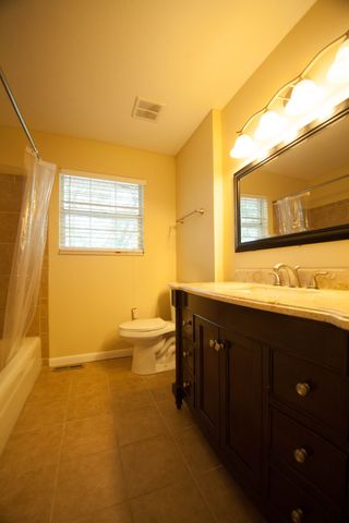 5510 Country Dr Apt 34, Nashville, TN 37211
