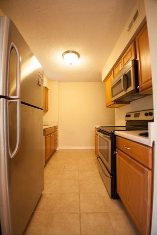 5510 Country Dr Apt 34, Nashville, TN 37211