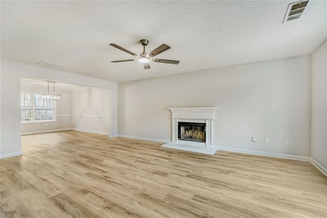 5835 Raventree Court, Atlanta, GA 30349