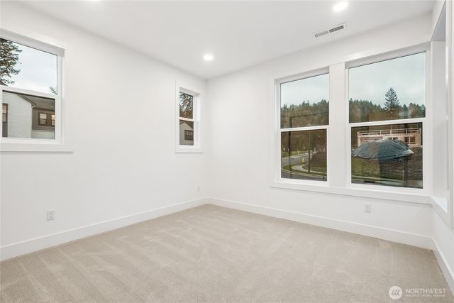 8413 137th Avenue SE #6, Newcastle, WA 98059