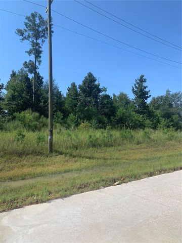 8205 Road 5878, Cleveland, TX 77327