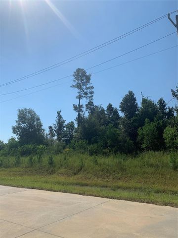 8205 Road 5878, Cleveland, TX 77327