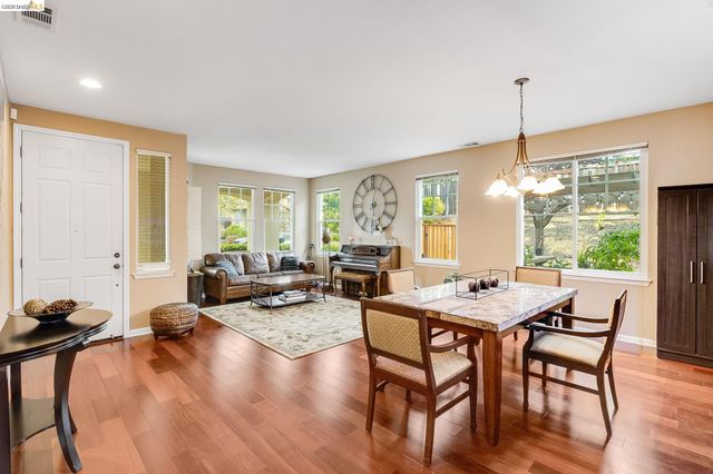 417 McAllister Drive, Benicia, CA 94510