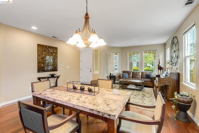 417 McAllister Drive, Benicia, CA 94510