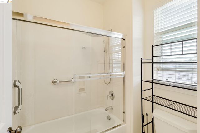 417 McAllister Drive, Benicia, CA 94510
