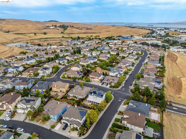 417 McAllister Drive, Benicia, CA 94510