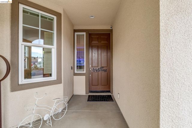 417 McAllister Drive, Benicia, CA 94510