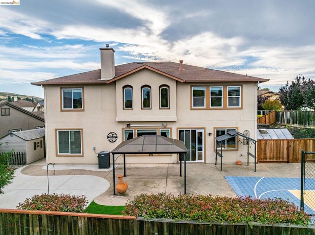 417 McAllister Drive, Benicia, CA 94510