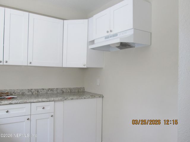 1200 BRETTA Street 4, Jacksonville, FL 32211