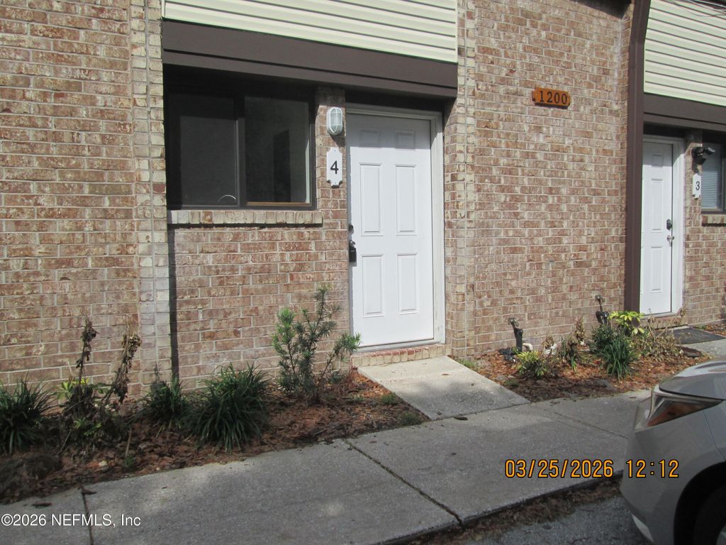 1200 BRETTA Street 4, Jacksonville, FL 32211