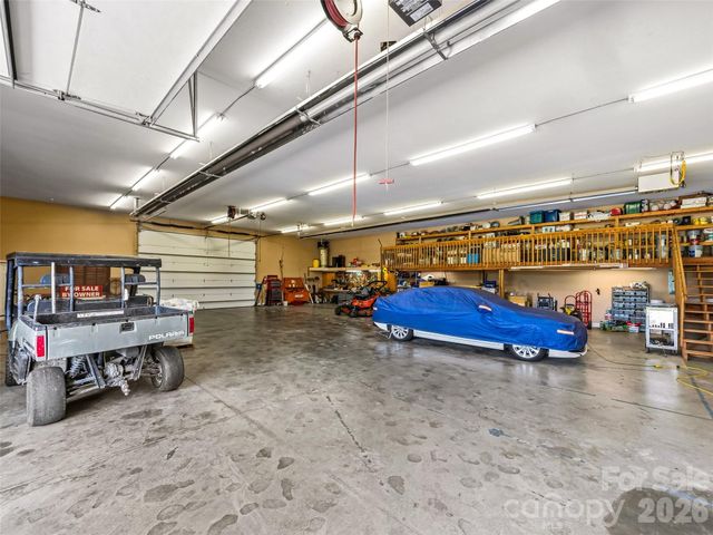 280 Walnut Hollow Road, Brevard, NC 28712