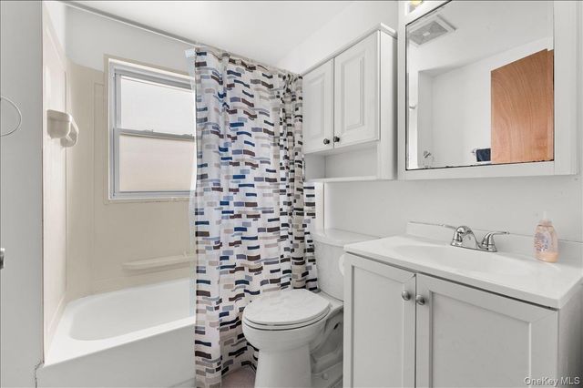 51 Audrey Avenue, Plainview, NY 11803