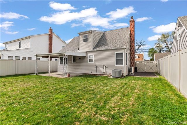51 Audrey Avenue, Plainview, NY 11803