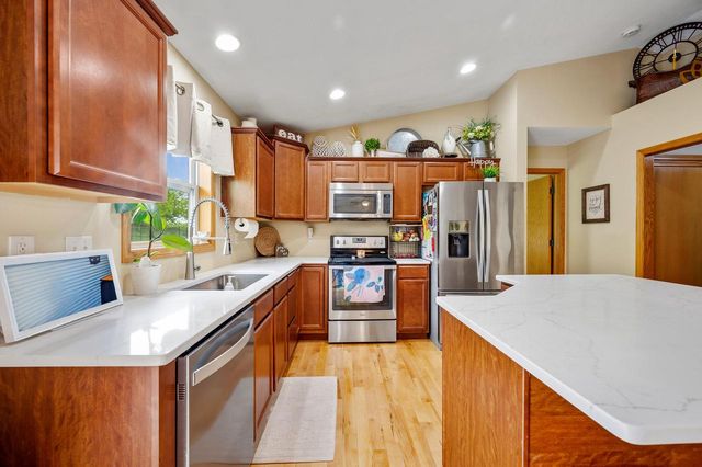 2912 McCann DRIVE, Janesville, WI 53546