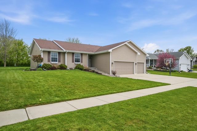 2912 McCann DRIVE, Janesville, WI 53546