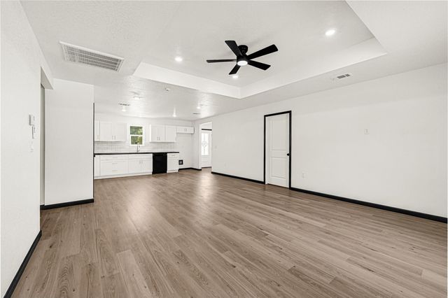 2896 Road 5018, Cleveland, TX 77327