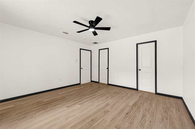 2896 Road 5018, Cleveland, TX 77327