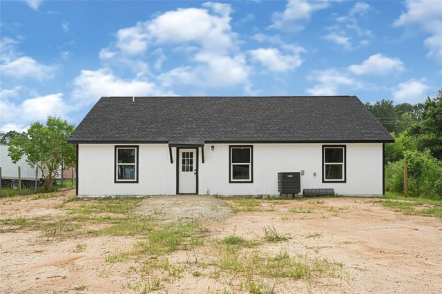 2896 Road 5018, Cleveland, TX 77327