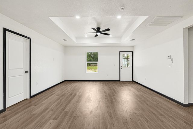 2896 Road 5018, Cleveland, TX 77327