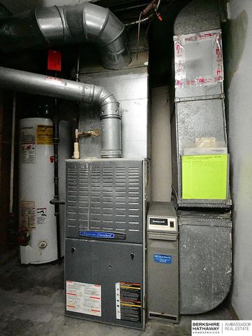 628 N 47 Street, Omaha, NE 68132