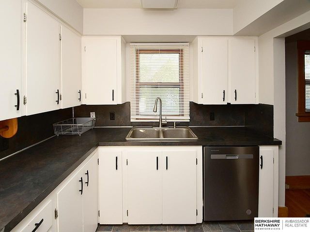 628 N 47 Street, Omaha, NE 68132