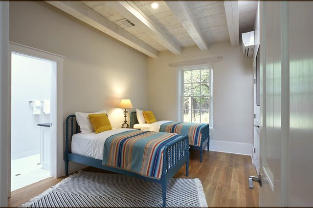1055 Camino Rancheros, Santa Fe, NM 87505