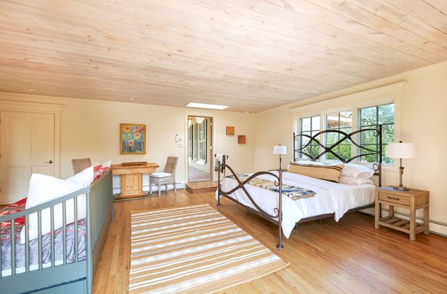 1055 Camino Rancheros, Santa Fe, NM 87505
