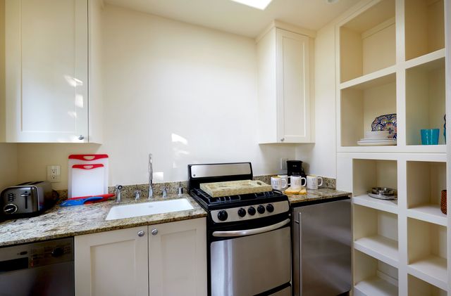 1055 Camino Rancheros, Santa Fe, NM 87505