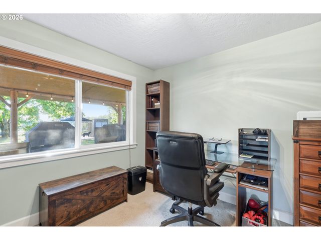22581 S SCHIEFFER Rd, Colton, OR 97017