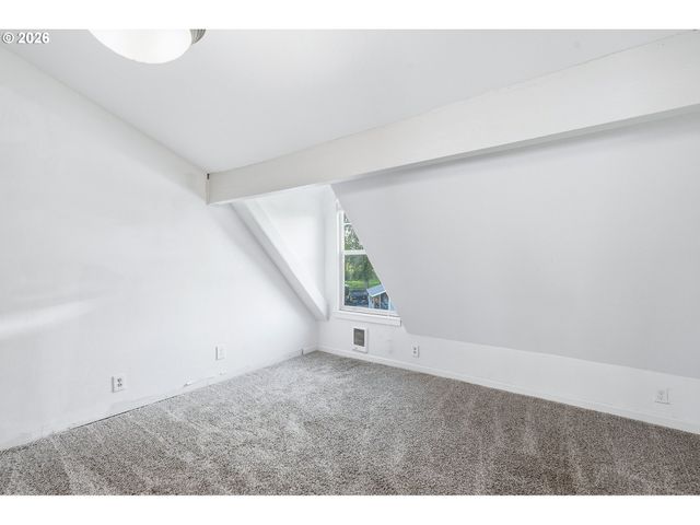 22581 S SCHIEFFER Rd, Colton, OR 97017
