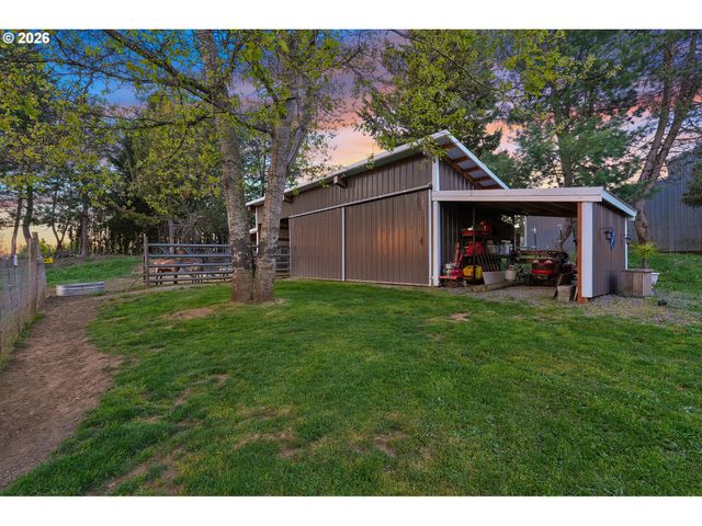 22581 S SCHIEFFER Rd, Colton, OR 97017