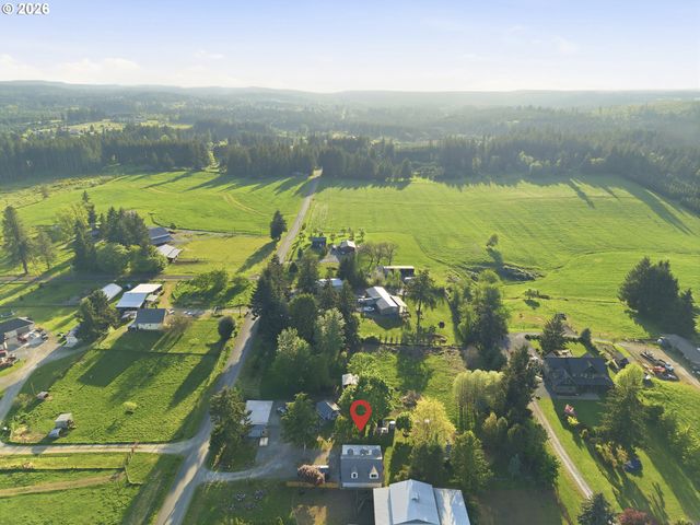 22581 S SCHIEFFER Rd, Colton, OR 97017