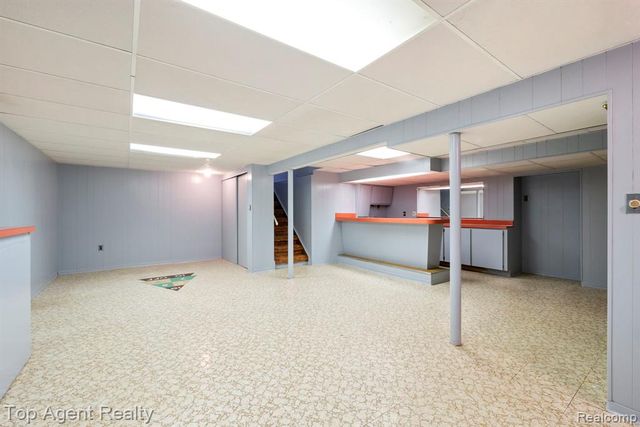 30151 Barbary Court, Warren, MI 48093