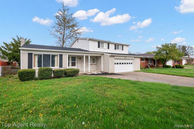 30151 Barbary Court, Warren, MI 48093