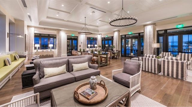 1162 Haywagon Trl, Loxahatchee, FL 33470