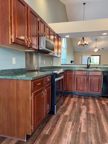 3573 Forest Spring Court, Lexington, KY 40509