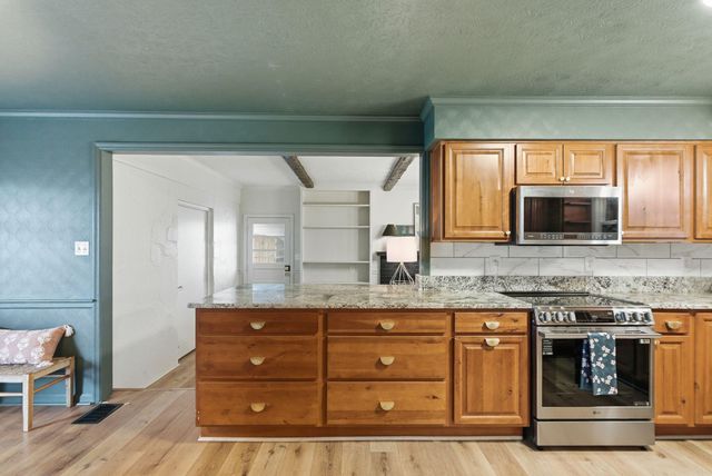 1912 Bethlehem Road, Paris, KY 40361