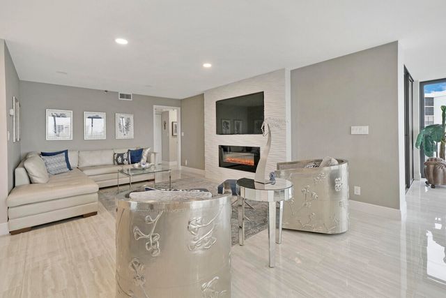19800 Sandpointe Bay Drive 512, Tequesta, FL 33469
